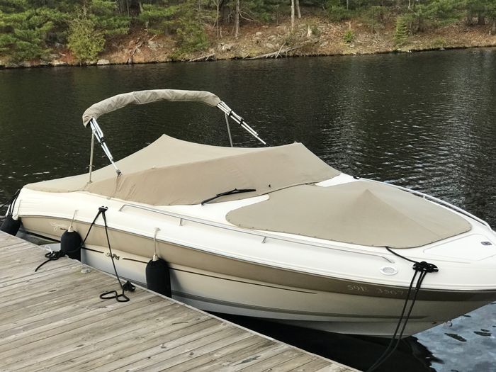 2000 Sea Ray 260 Muskoka Limited Edition Photo 6 sur 9