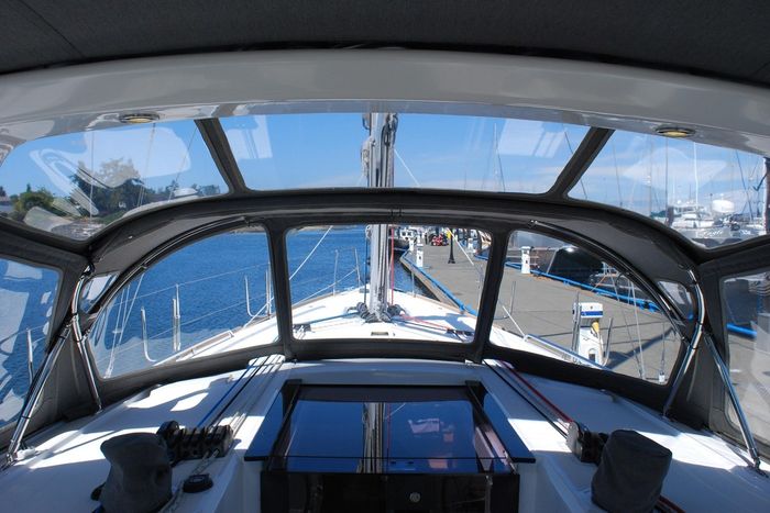 2015 Beneteau Oceanis 38 Photo 31 of 59