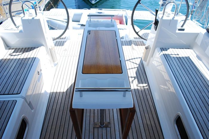 2015 Beneteau Oceanis 38 Photo 37 of 59