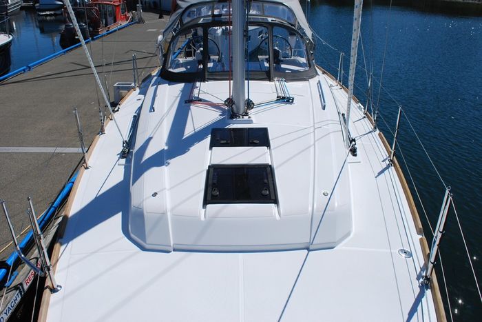 2015 Beneteau Oceanis 38 Photo 56 of 59
