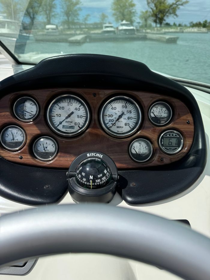 2008 Caravelle 267 bowrider Photo 4 sur 5