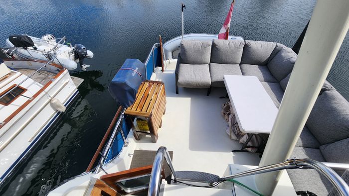 1981 Tollycraft 43 Tri Cabin Photo 6 of 59