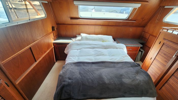 1981 Tollycraft 43 Tri Cabin Photo 33 of 59