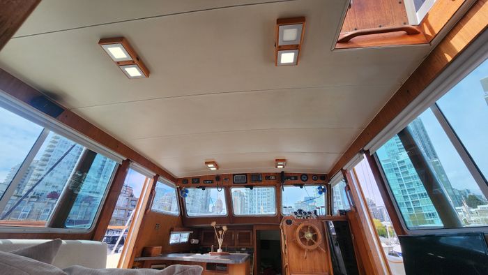 1981 Tollycraft 43 Tri Cabin Photo 24 of 59