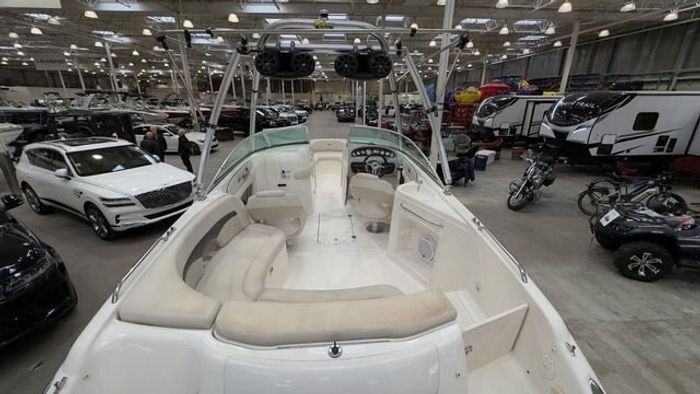 2004 Chaparral 230 SSI Amazing Condition!   Float in Elegance Tod Photo 11 sur 18
