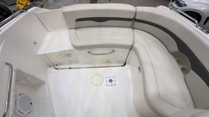 2004 Chaparral 230 SSI Amazing Condition!   Float in Elegance Tod Photo 16 sur 18
