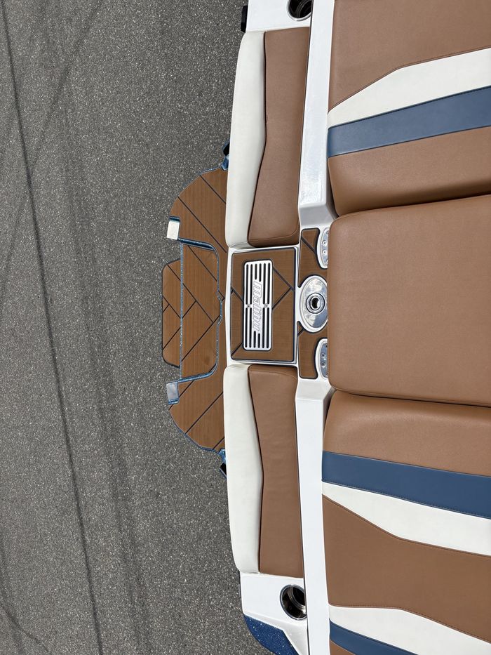 2024 Malibu WAKSETTER 22LSV ***FINANCING AVAILABLE*** Photo 14 of 19