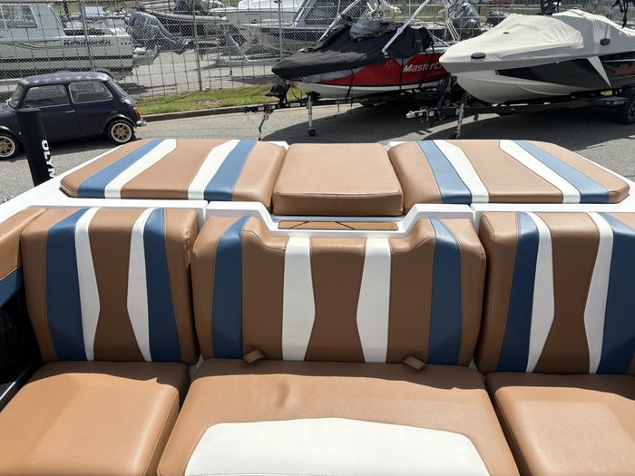 2024 Malibu WAKSETTER 22LSV ***FINANCING AVAILABLE*** Photo 13 of 19