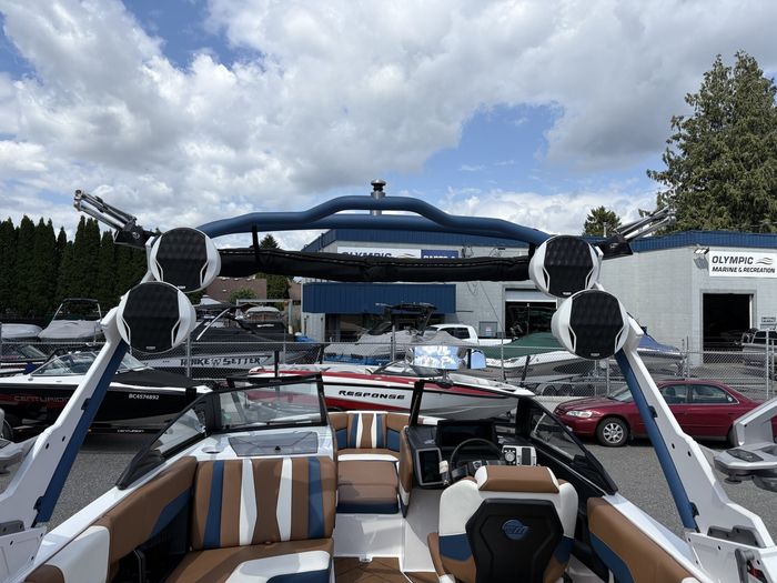 2024 Malibu WAKSETTER 22LSV ***FINANCING AVAILABLE*** Photo 10 of 19