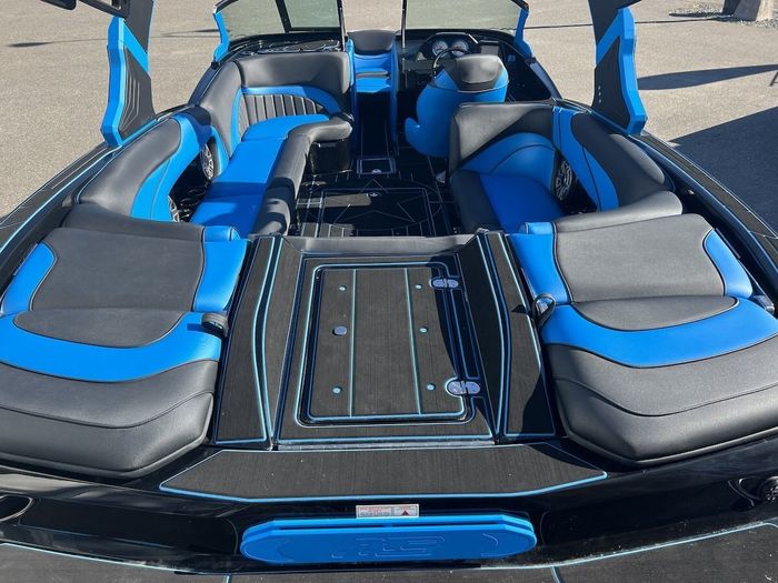 2023 MB Sports ALPHA B52 23 Photo 10 sur 30