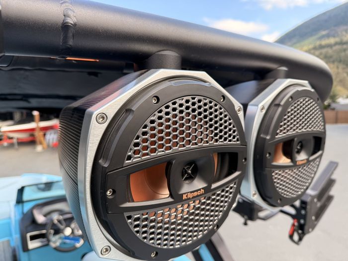 2023 MasterCraft XT22 Photo 56 of 66