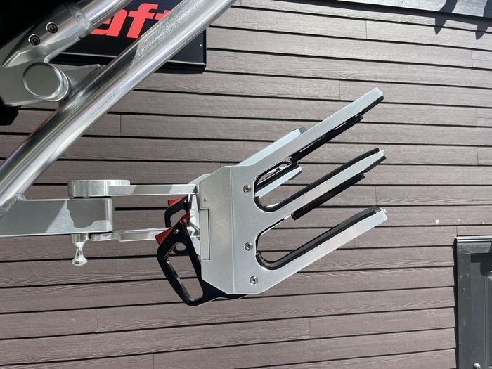 2021 MasterCraft XT22 Photo 12 of 16