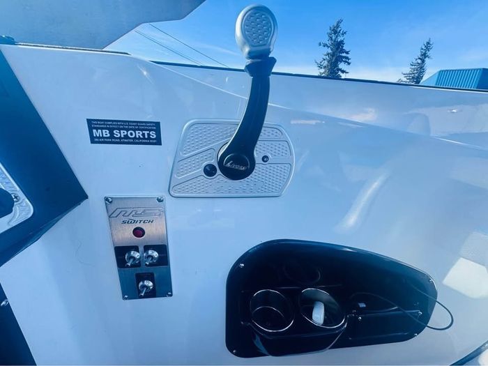 2016 MB Sports F21 TOMCAT Photo 14 sur 19