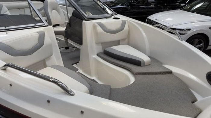2014 Larson LX 195 $115/week   Premium Adventure   Family Fun Photo 10 sur 21
