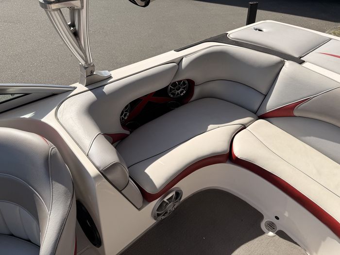 2012 MB Sports TOMCAT F21 Photo 15 sur 24