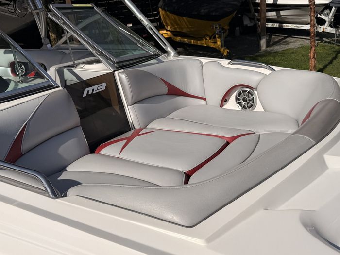 2012 MB Sports TOMCAT F21 Photo 7 sur 24