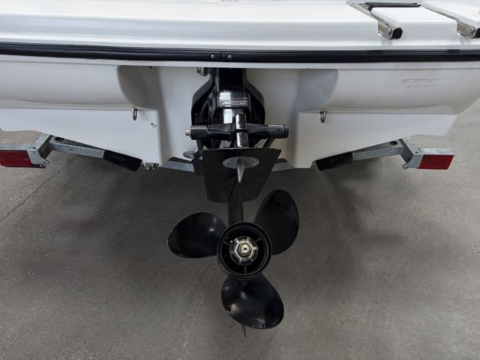 2008 Bayliner 175 Fresh Trade!   Catch Big This Summer! Photo 9 of 20