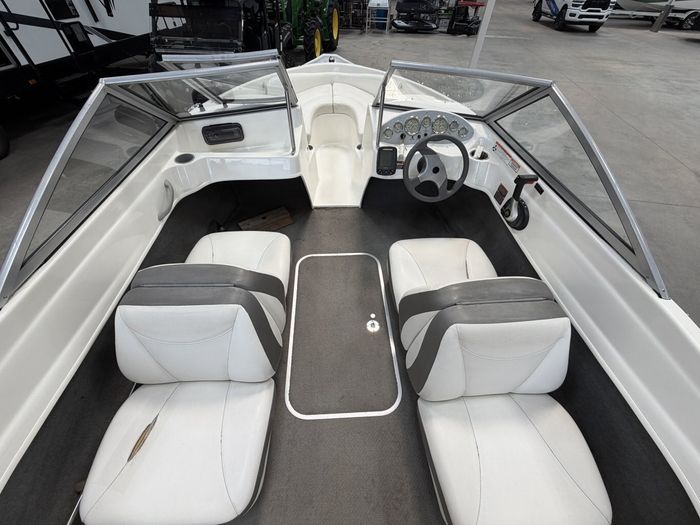 2008 Bayliner 175 Fresh Trade!   Catch Big This Summer! Photo 12 of 20