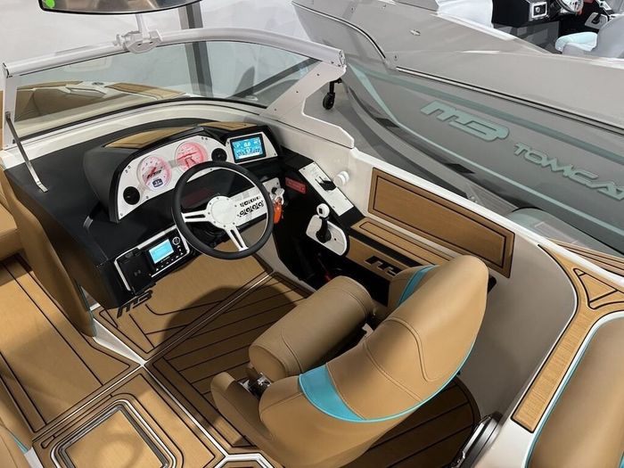 2023 MB Sports Tomcat F22 Alpha Photo 37 sur 59