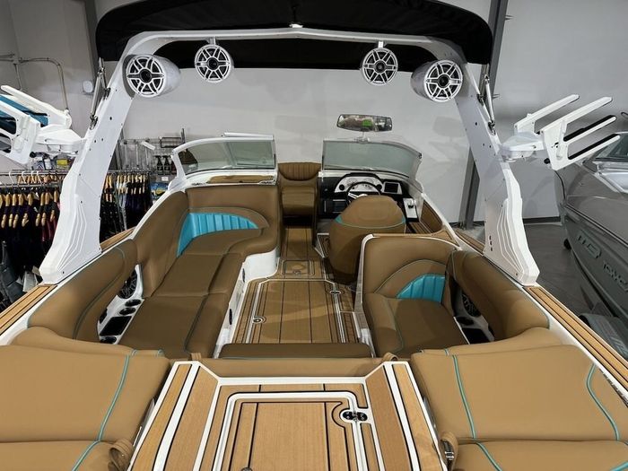 2023 MB Sports Tomcat F22 Alpha Photo 6 sur 59