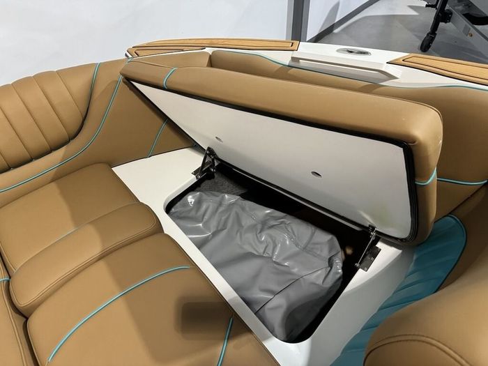 2023 MB Sports Tomcat F22 Alpha Photo 28 sur 59