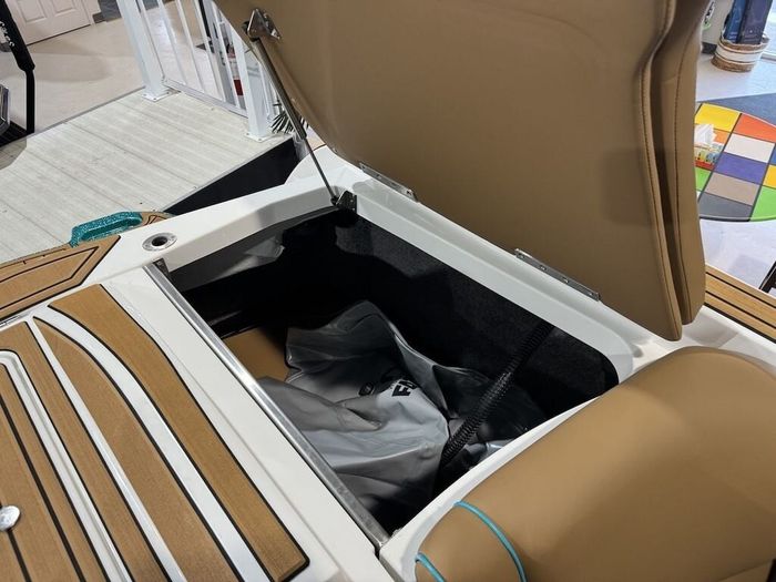 2023 MB Sports Tomcat F22 Alpha Photo 56 sur 59