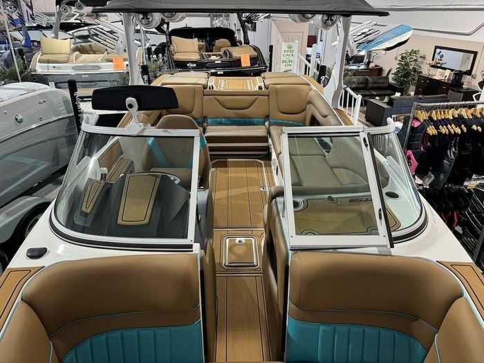 2023 MB Sports Tomcat F22 Alpha Photo 32 sur 59