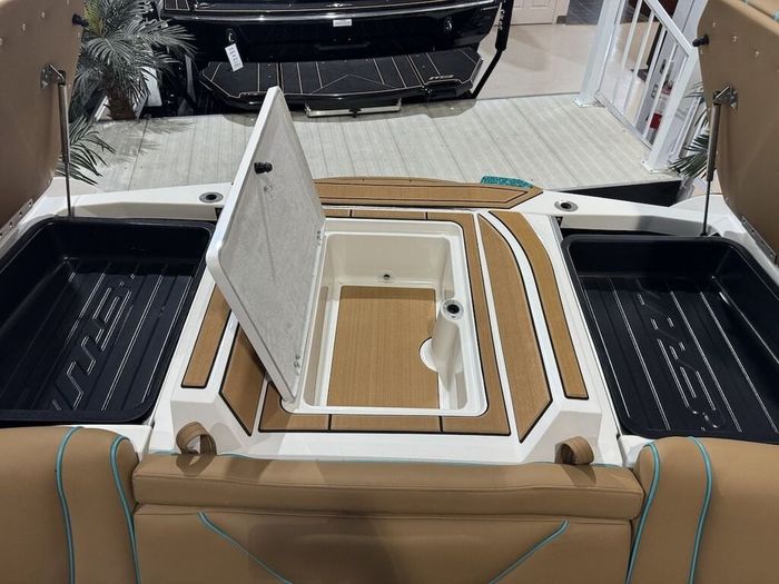 2023 MB Sports Tomcat F22 Alpha Photo 57 sur 59