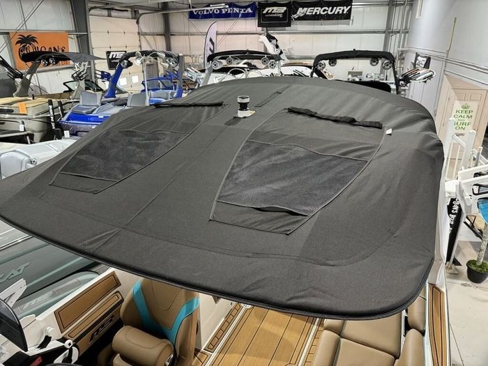 2023 MB Sports Tomcat F22 Alpha Photo 33 sur 59