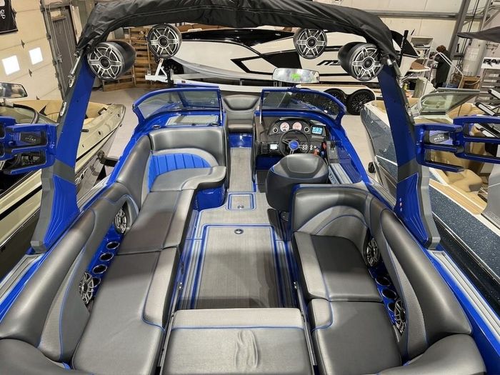 2023 MB Sports B52 23 Alpha Photo 7 sur 53