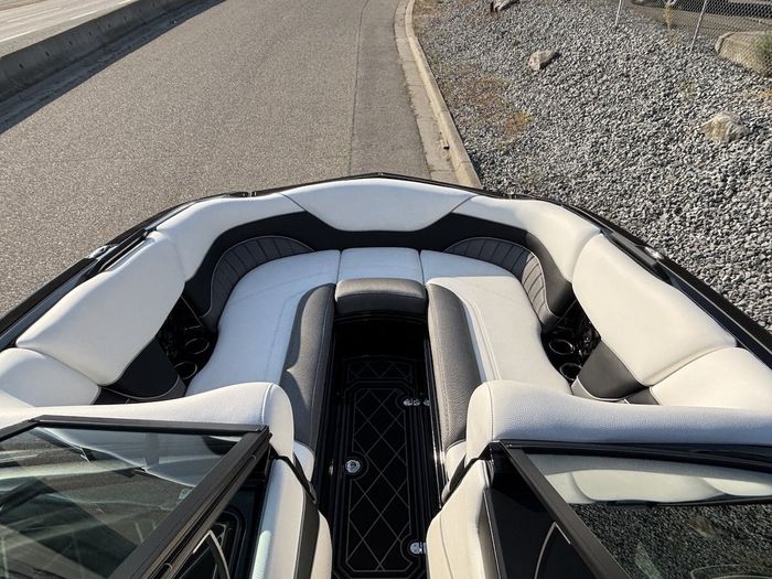 2023 MB Sports ALPHA B52 25 Photo 19 sur 34