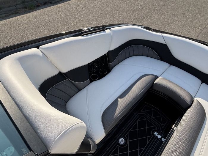 2023 MB Sports ALPHA B52 25 Photo 20 sur 34