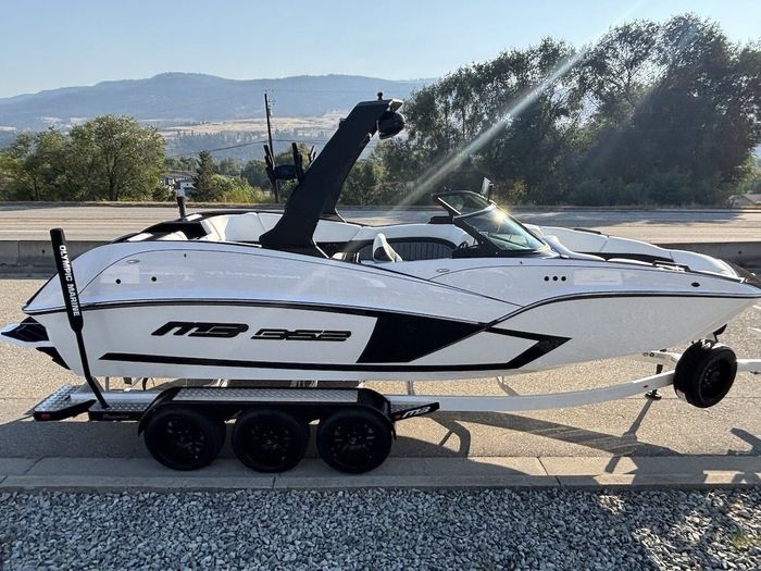 2023 MB Sports ALPHA B52 25 Photo 6 sur 34