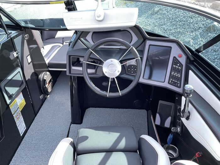 2018 MasterCraft XSTAR Photo 16 sur 28