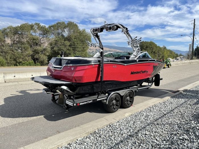 2018 MasterCraft XSTAR Photo 8 sur 28