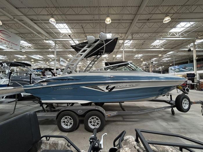 2022 Crownline 220 SS Surf $271/week   Experience ! Photo 2 of 17