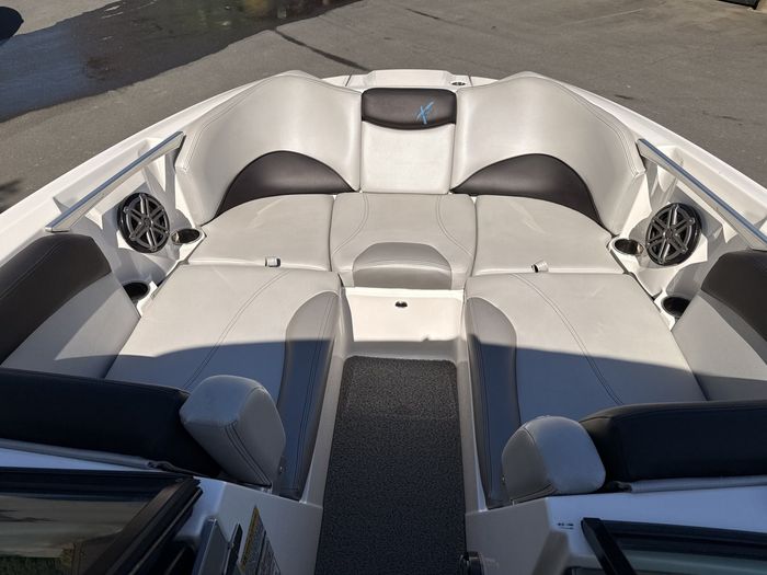 2016 MasterCraft X46 Photo 54 sur 61