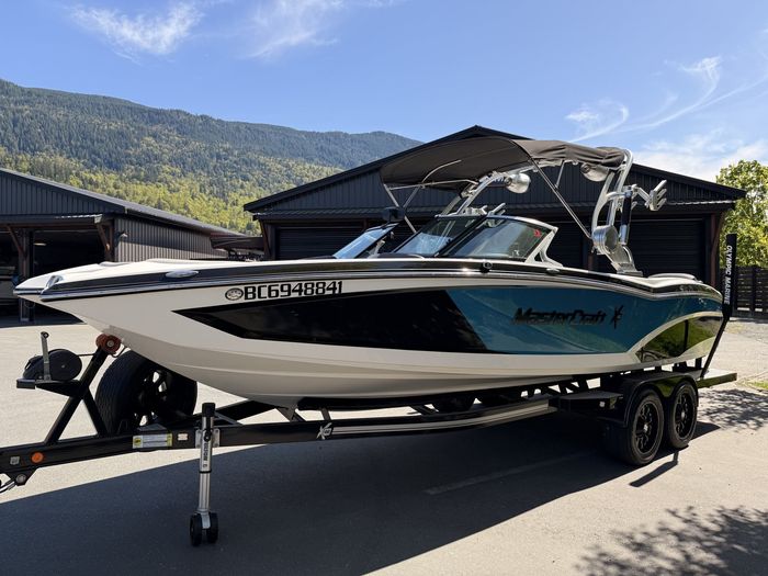 2016 MasterCraft X46 Photo 9 sur 61