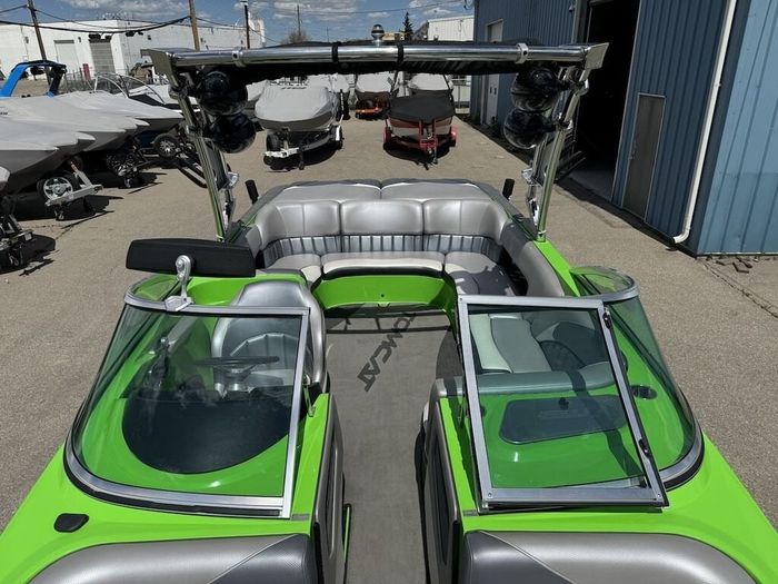 2013 MB Boats MB Sports Tomcat F24 Photo 42 sur 60