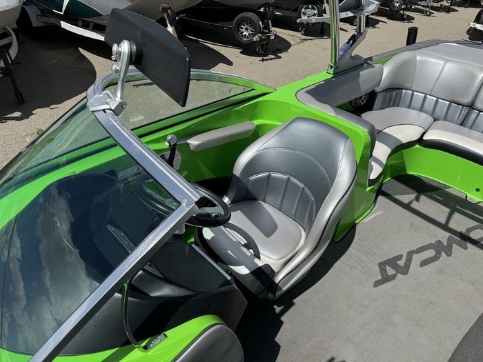 2013 MB Boats MB Sports Tomcat F24 Photo 43 sur 60