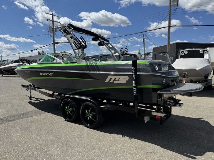 2013 MB Boats MB Sports Tomcat F24 Photo 8 sur 60