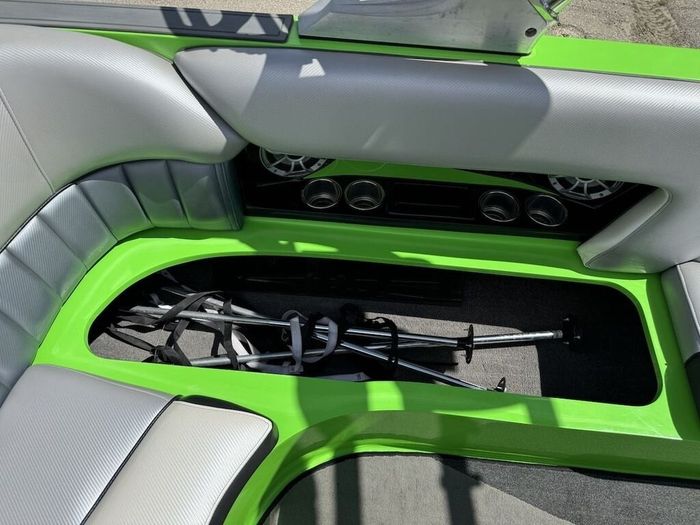 2013 MB Boats MB Sports Tomcat F24 Photo 22 sur 60