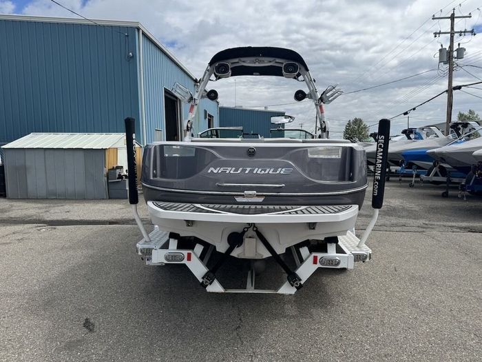 2012 Nautique 226 Sport Photo 5 of 64