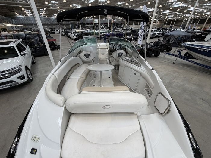 2007 Crownline 252 EX $94/week   Endless Summer Fun! Photo 11 of 24