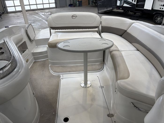 2007 Crownline 252 EX $94/week   Endless Summer Fun! Photo 18 of 24