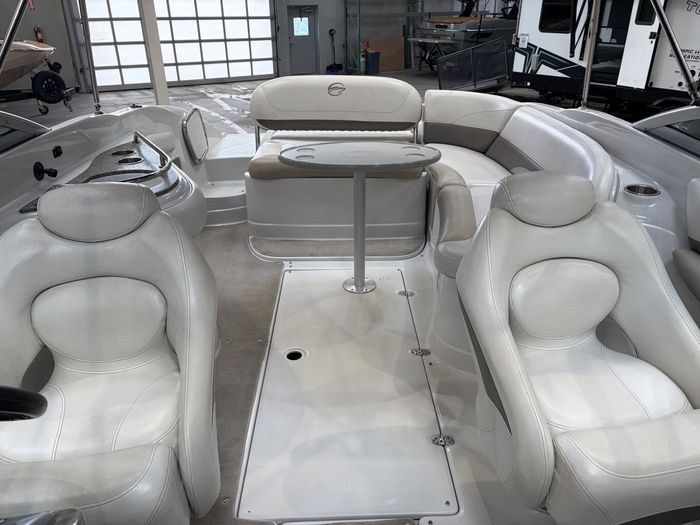 2007 Crownline 252 EX $94/week   Endless Summer Fun! Photo 17 of 24
