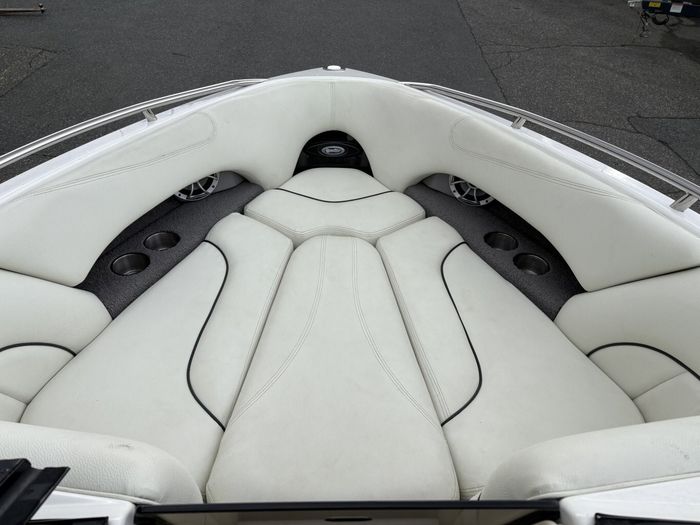 0 Malibu 27  LSV **FINANCING AVAILABLE** Photo 21 sur 27
