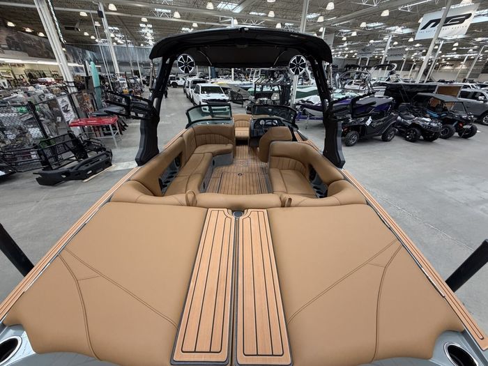 2026 MB Sports B52 23 Classic $276/week!   Built For Family Lake  Photo 10 of 23