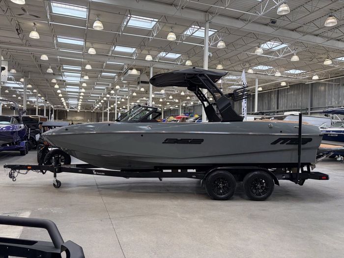2026 MB Sports B52 23 Classic $276/week!   Built For Family Lake  Photo 6 of 23