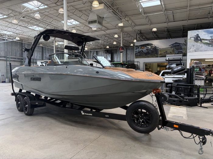 2026 MB Sports B52 23 Classic $276/week!   Built For Family Lake  Photo 3 of 23